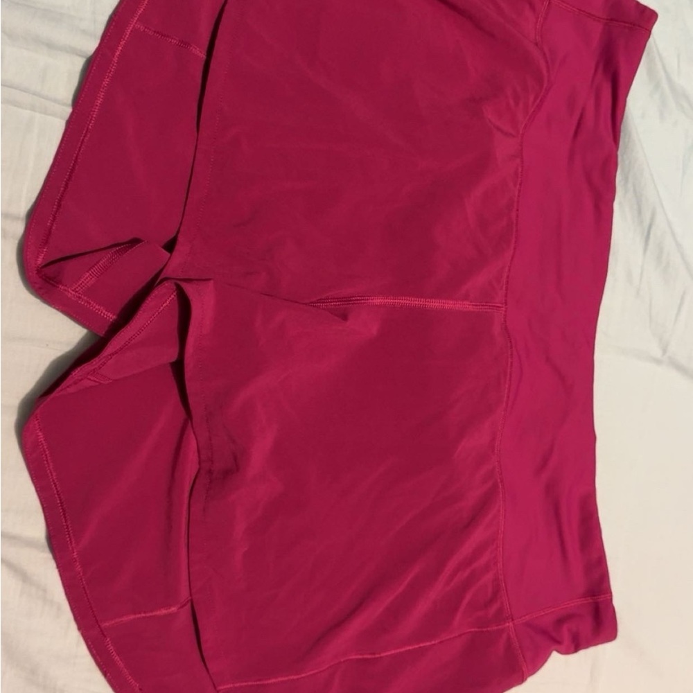 Lululemon mid rise speed up shorts 4 inch